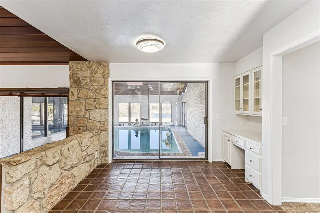 Photo 15 — 4313 Saint Thomas Drive, Oklahoma City, OK 73120