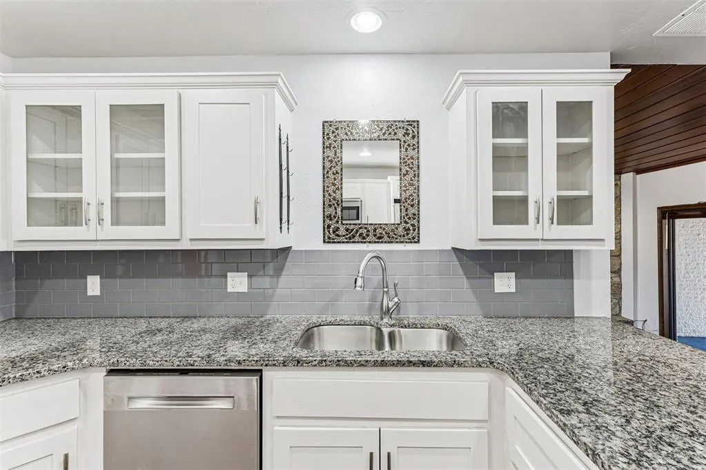 Photo 20 — 4313 Saint Thomas Drive, Oklahoma City, OK 73120