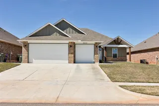 Sold home at 2833 Dalewood Place