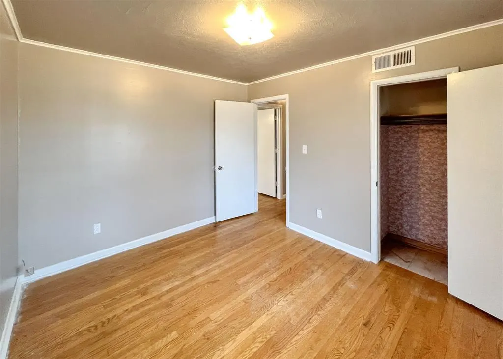 Photo 22 — 208 E 14th Street, Edmond, OK 73034