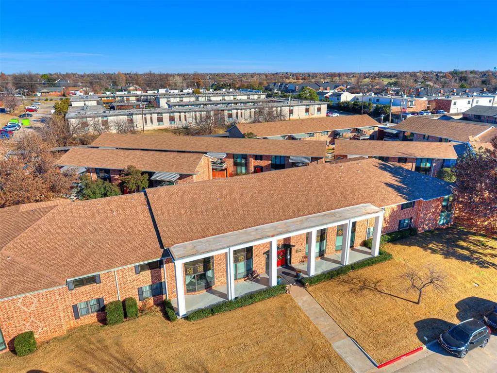 Photo 2 — 2529 NW 62nd Street 128, Oklahoma City, OK 73112