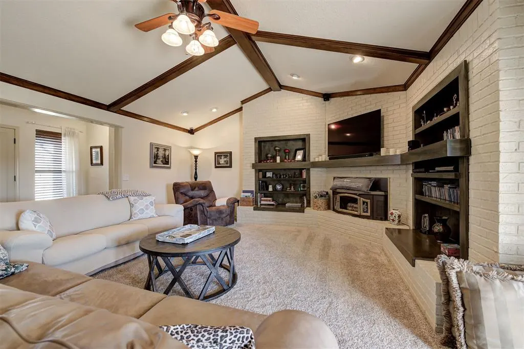 Photo 5 — 23400 Bob White Drive, Edmond, OK 73025