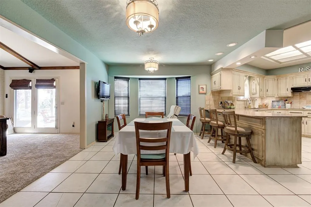 Photo 6 — 23400 Bob White Drive, Edmond, OK 73025