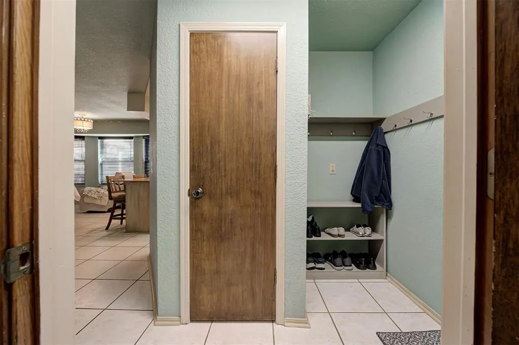 Photo 11 — 23400 Bob White Drive, Edmond, OK 73025