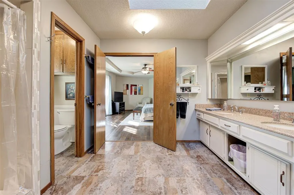 Photo 17 — 23400 Bob White Drive, Edmond, OK 73025