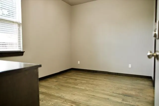 Photo 13 — 705 Jenkins Avenue 705, Norman, OK 73069