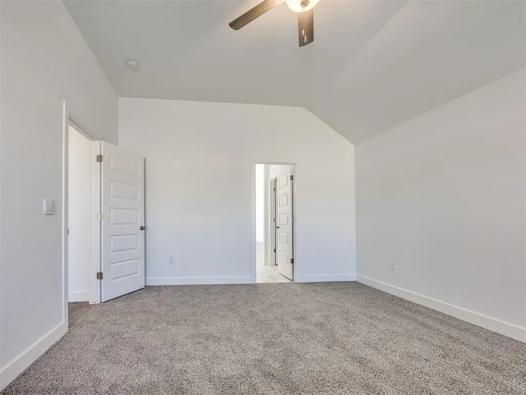 Photo 14 — 2917 Kingswood Drive, Norman, OK 73071