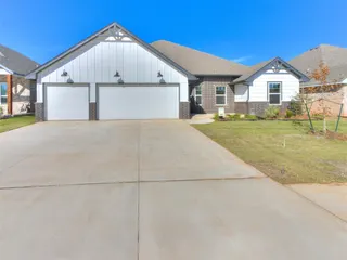 Sold home at 2901 Summit Hollow Circle
