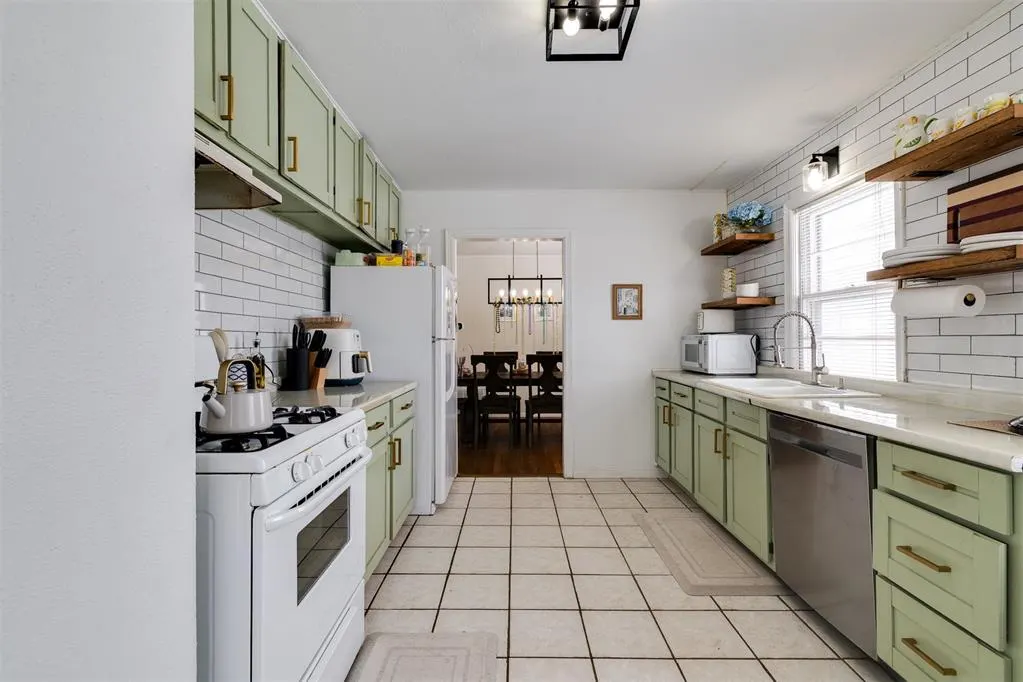 Photo 16 — 902 S McFarland Street, Stillwater, OK 74074