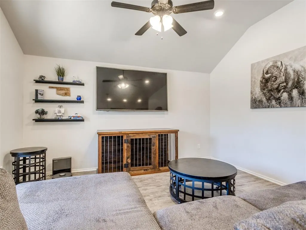 Photo 10 — 13332 Collins Avenue, Piedmont, OK 73078