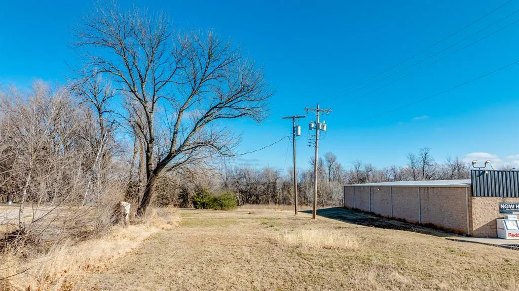 Photo 10 — 2220 Church Avenue, Harrah, OK 73045