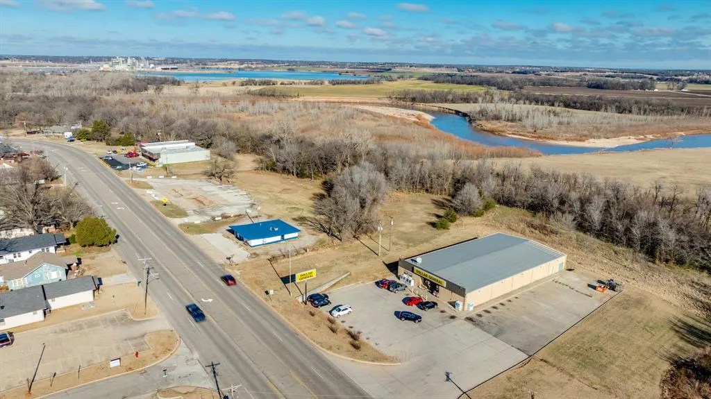 Photo 11 — 2220 Church Avenue, Harrah, OK 73045