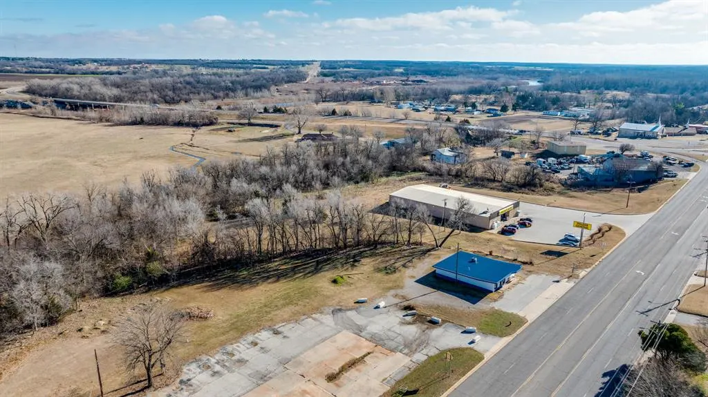 Photo 22 — 2220 Church Avenue, Harrah, OK 73045