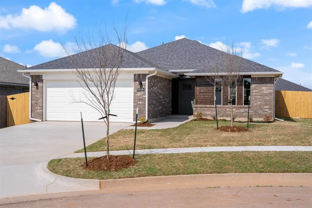 Front exterior — 11213 NW 134th Circle, Piedmont, OK 73078