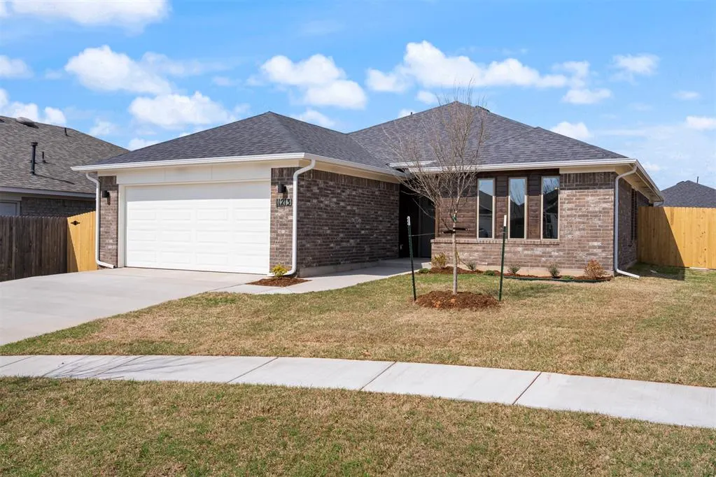Photo 2 — 11213 NW 134th Circle, Piedmont, OK 73078