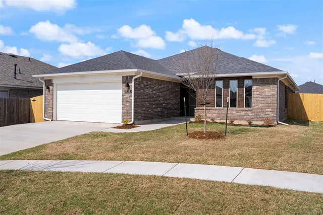 Photo 2 — 11213 NW 134th Circle, Piedmont, OK 73078