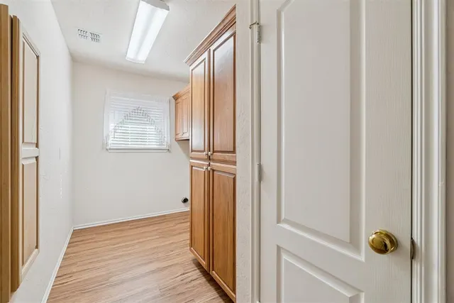 Photo 5 — 908 Heather Glen Drive, Norman, OK 73072