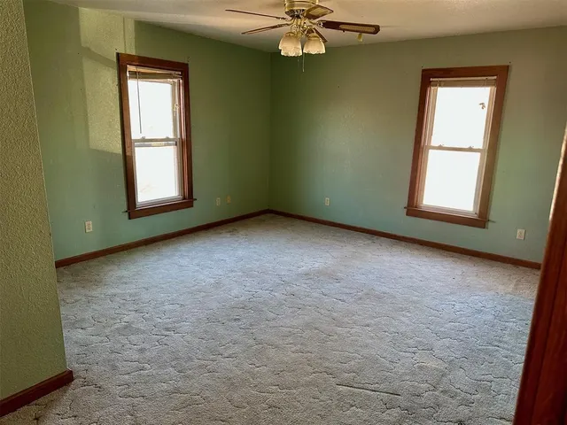 Photo 7 — 402 N 2nd Street, Sayre, OK 73662