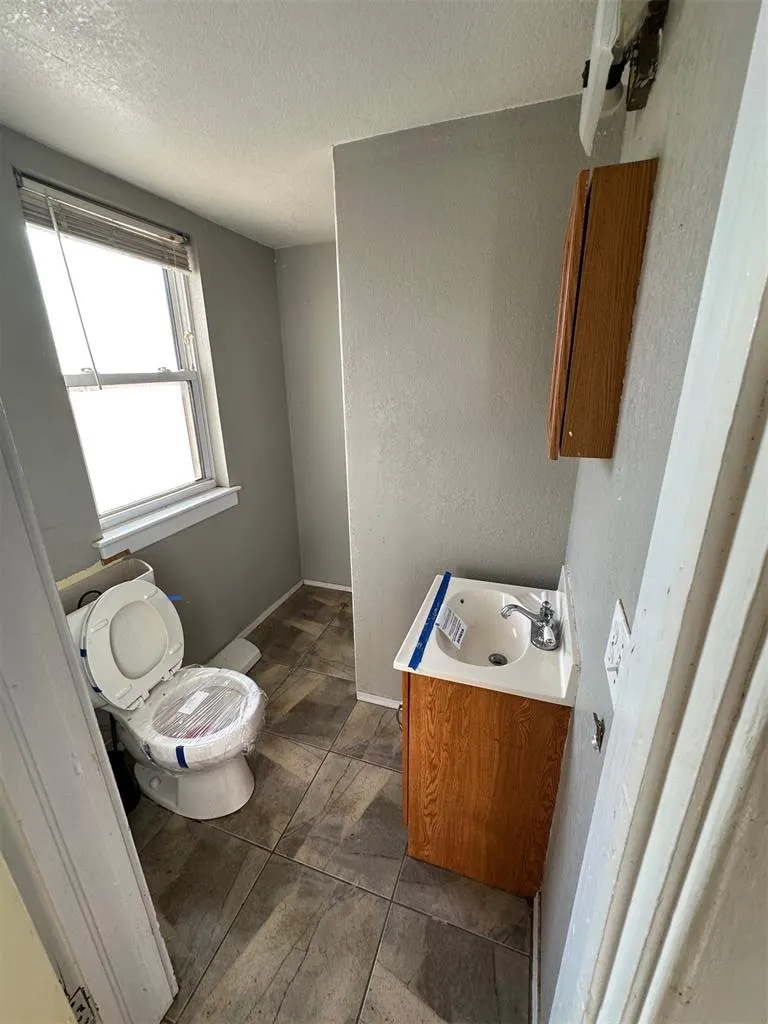 Photo 10 — 402 N 2nd Street, Sayre, OK 73662