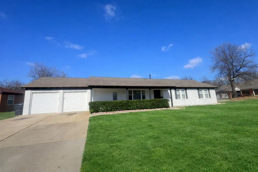 Photo 2 — 3001 NW 48th Street, Oklahoma City, OK 73112