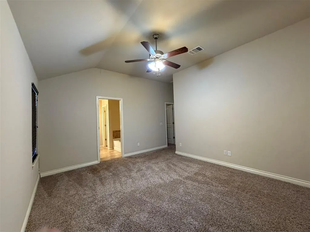 Photo 7 — 19128 Espada Drive, Edmond, OK 73012