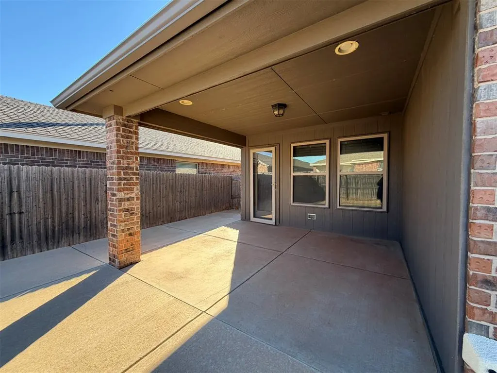 Photo 21 — 19128 Espada Drive, Edmond, OK 73012