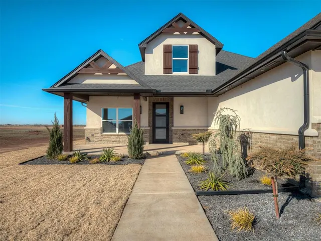 Photo 2 — 7331 NE Hawk Drive, Piedmont, OK 73078
