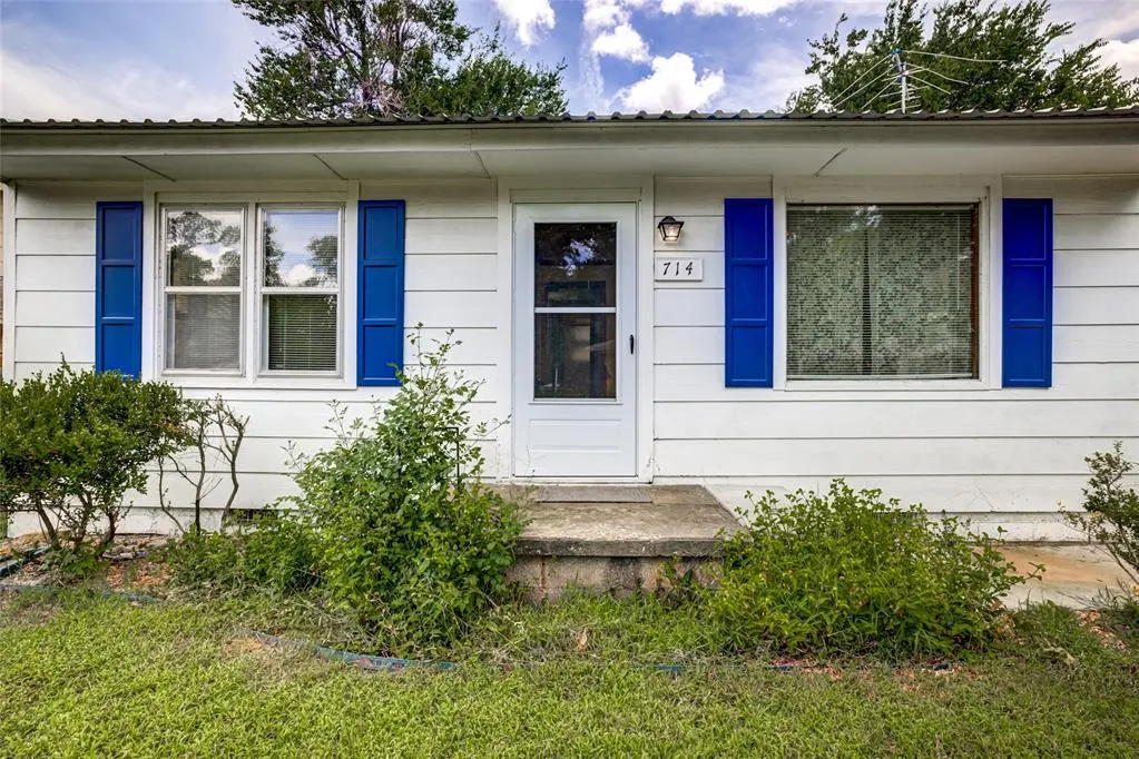 Photo 2 — 714 E Oliver Street, Norman, OK 73071