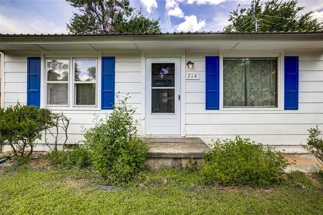 Photo 2 — 714 E Oliver Street, Norman, OK 73071