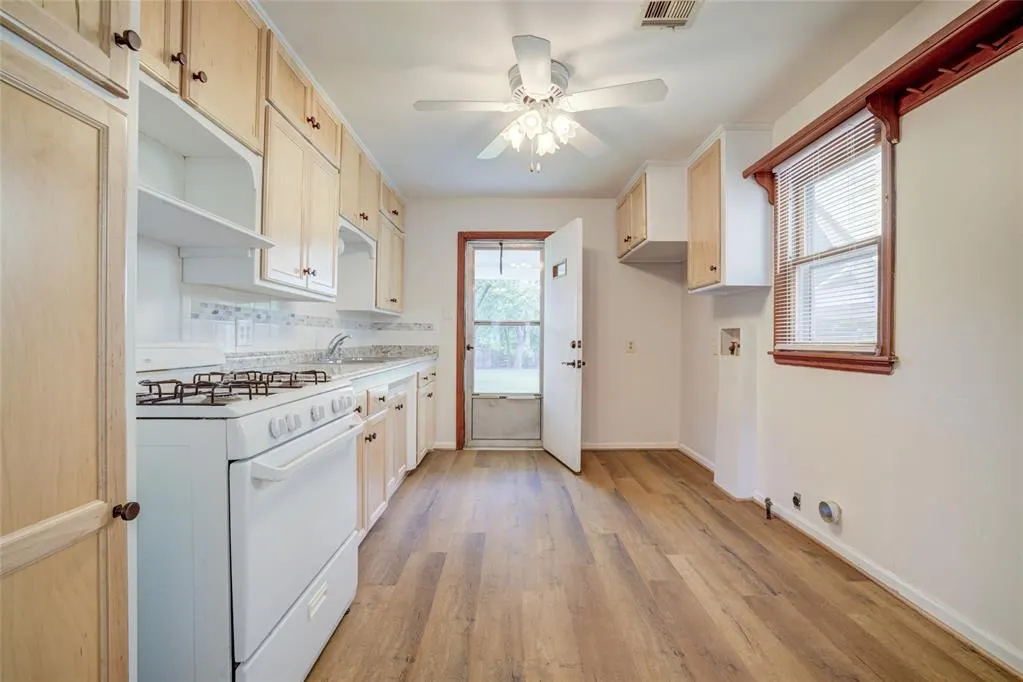 Photo 8 — 714 E Oliver Street, Norman, OK 73071