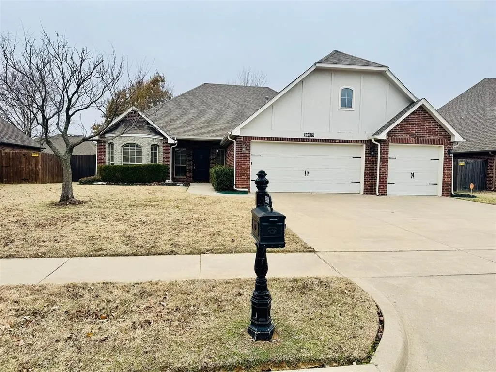 Front exterior — 9206 N 95th East Place, Owasso, OK 74055