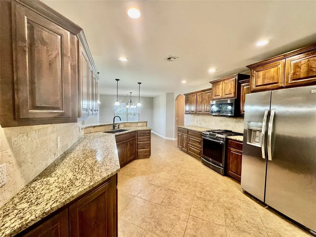 Photo 13 — 9206 N 95th East Place, Owasso, OK 74055