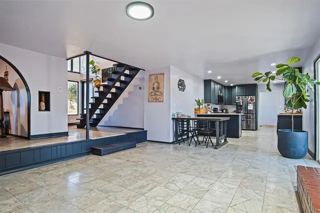 Photo 2 — 2806 N Wilburn Avenue, Bethany, OK 73008