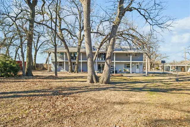 Photo 6 — 2806 N Wilburn Avenue, Bethany, OK 73008