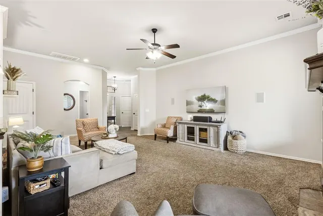 Photo 4 — 14101 Drakes Way, Yukon, OK 73099