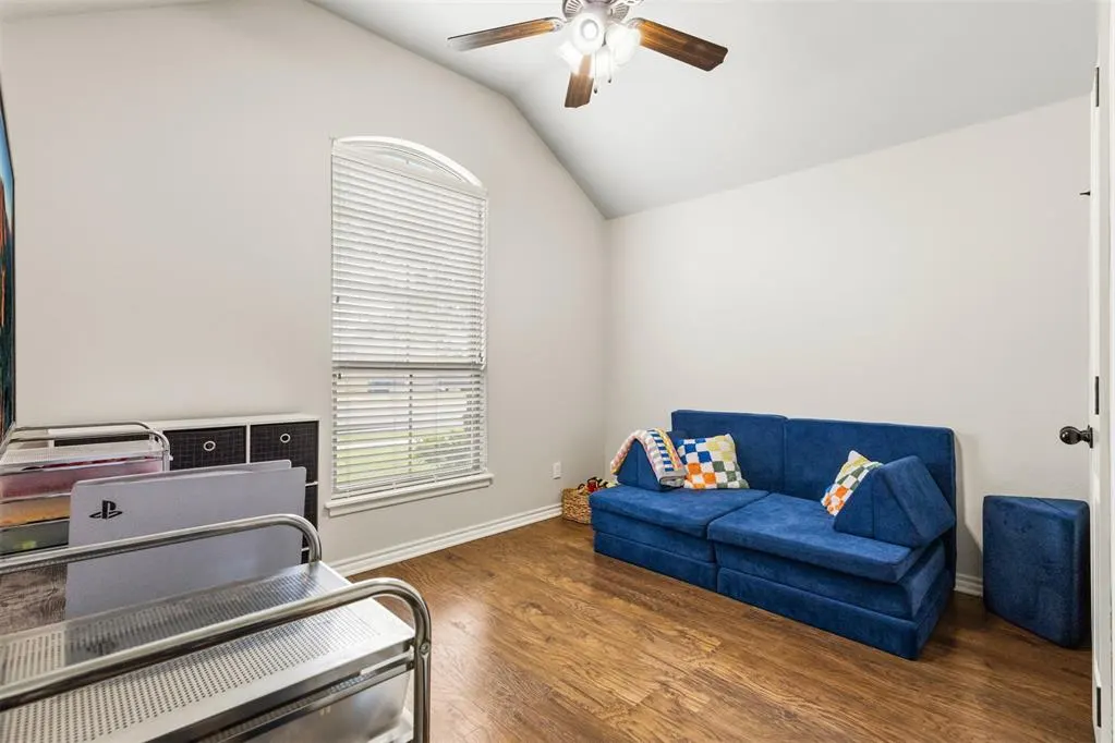Photo 9 — 14101 Drakes Way, Yukon, OK 73099