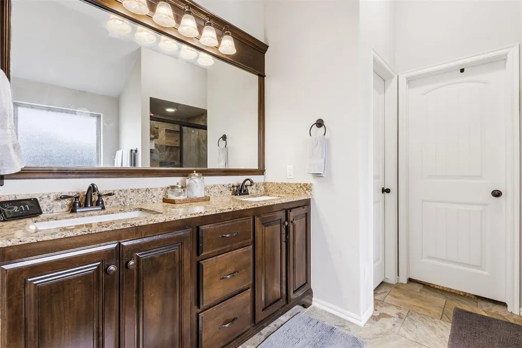 Photo 17 — 14101 Drakes Way, Yukon, OK 73099