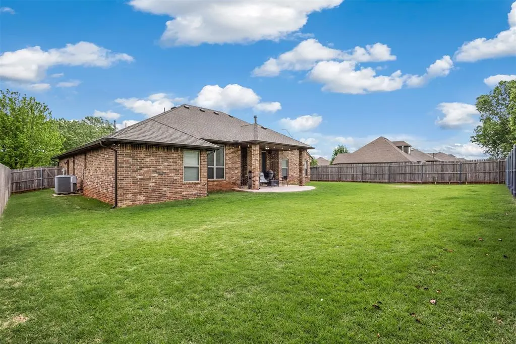 Photo 25 — 14101 Drakes Way, Yukon, OK 73099