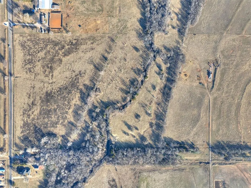 Photo 2 — S Alfadale Roads, El Reno, OK 73036