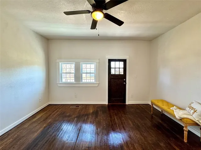 Photo 3 — 728 S 13th Street, Chickasha, OK 73018