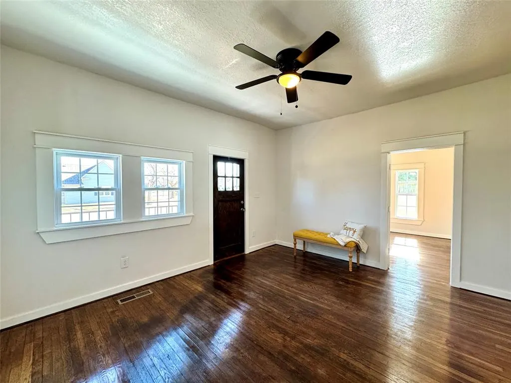 Photo 6 — 728 S 13th Street, Chickasha, OK 73018