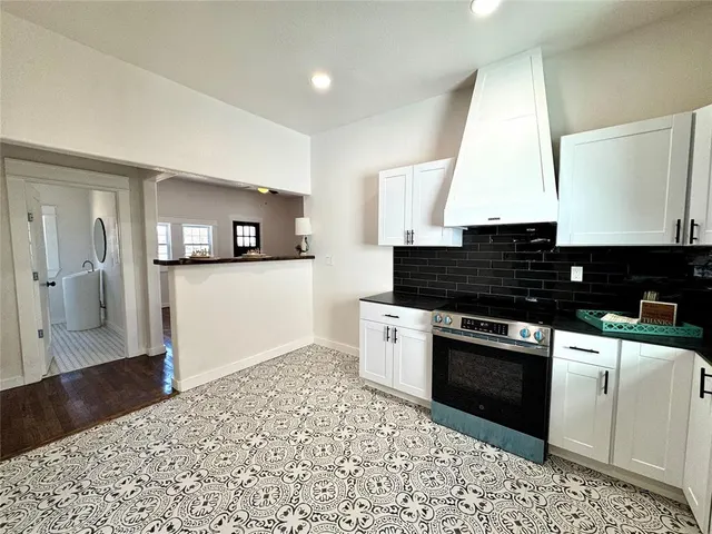 Photo 7 — 728 S 13th Street, Chickasha, OK 73018