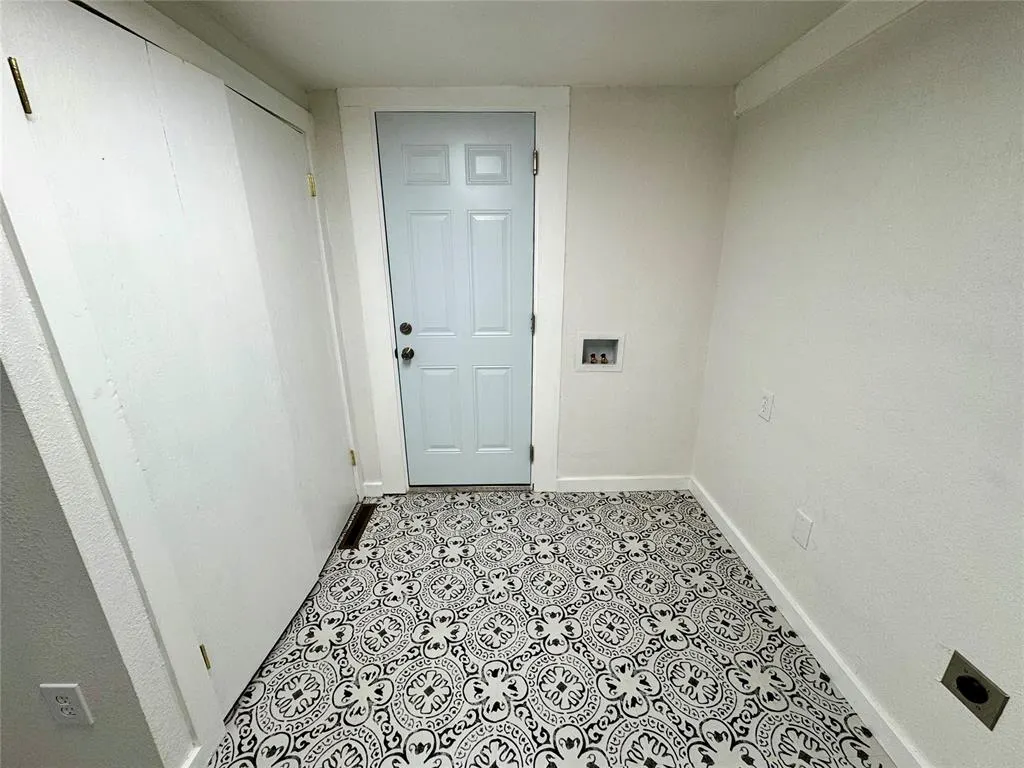 Photo 15 — 728 S 13th Street, Chickasha, OK 73018