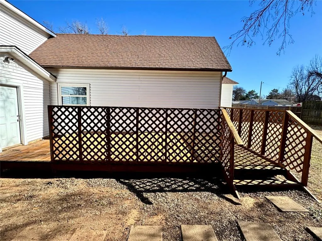 Photo 36 — 728 S 13th Street, Chickasha, OK 73018