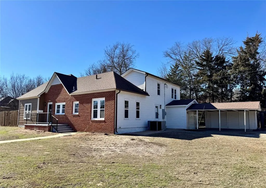 Photo 48 — 728 S 13th Street, Chickasha, OK 73018