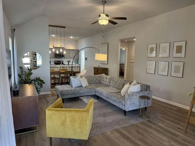 Photo 3 — 928 SW 139th Street, Oklahoma City, OK 73170