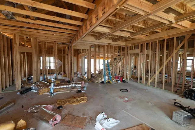 Photo 2 — 8400 Hazelwood Way, Edmond, OK 73034