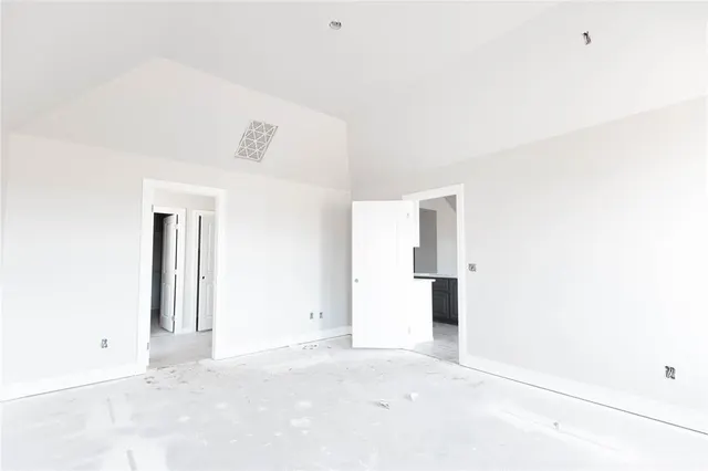 Photo 5 — 12508 SW 31st Street, Yukon, OK 73099