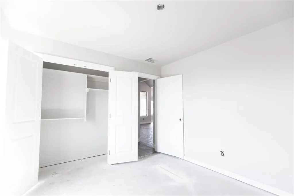 Photo 12 — 12508 SW 31st Street, Yukon, OK 73099