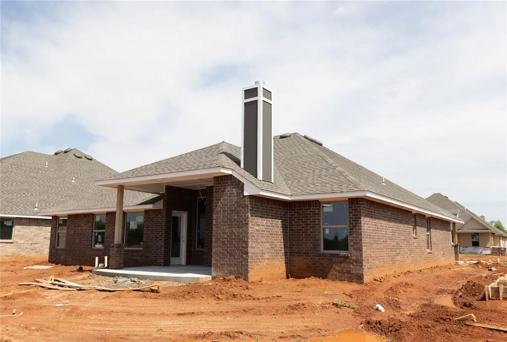 Photo 19 — 12508 SW 31st Street, Yukon, OK 73099